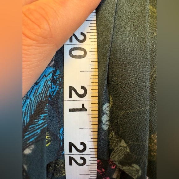 Banana Republic Blue Black knee length A-Line Pleated floral lace Skirt size XS - Picture 9 of 9